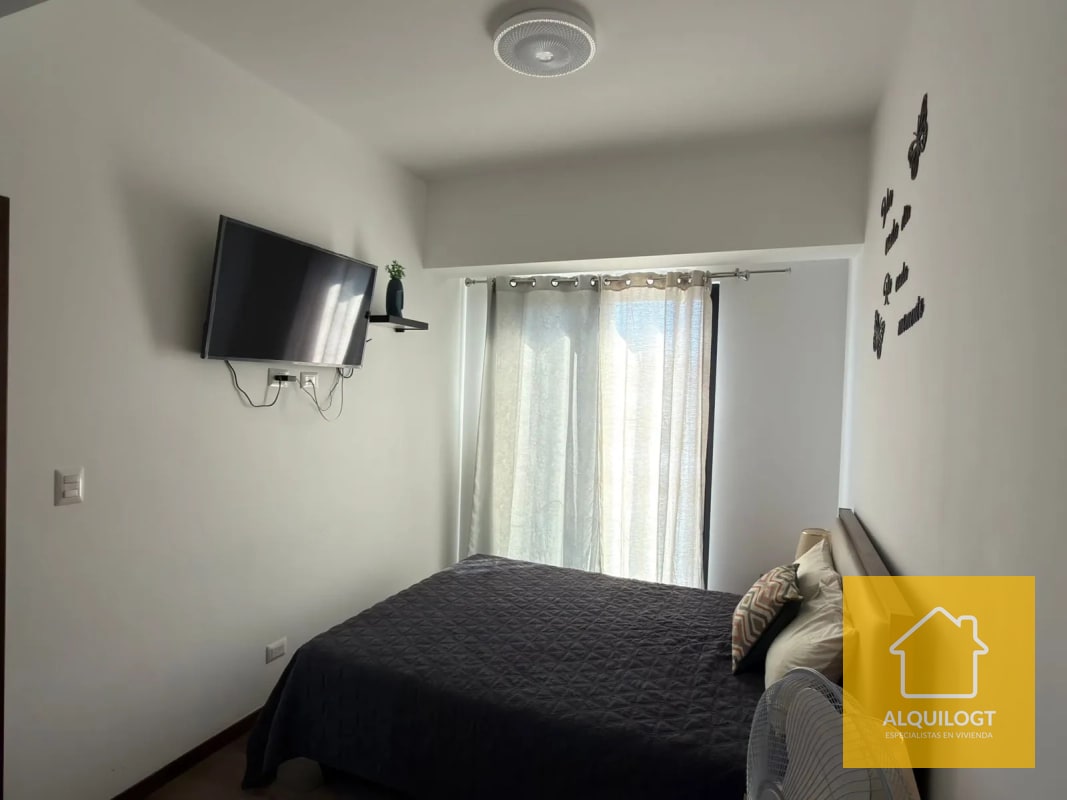 APARTAMENTO AMUEBLADO ZONA 10 DE 2 HAB AGT2905 - 1