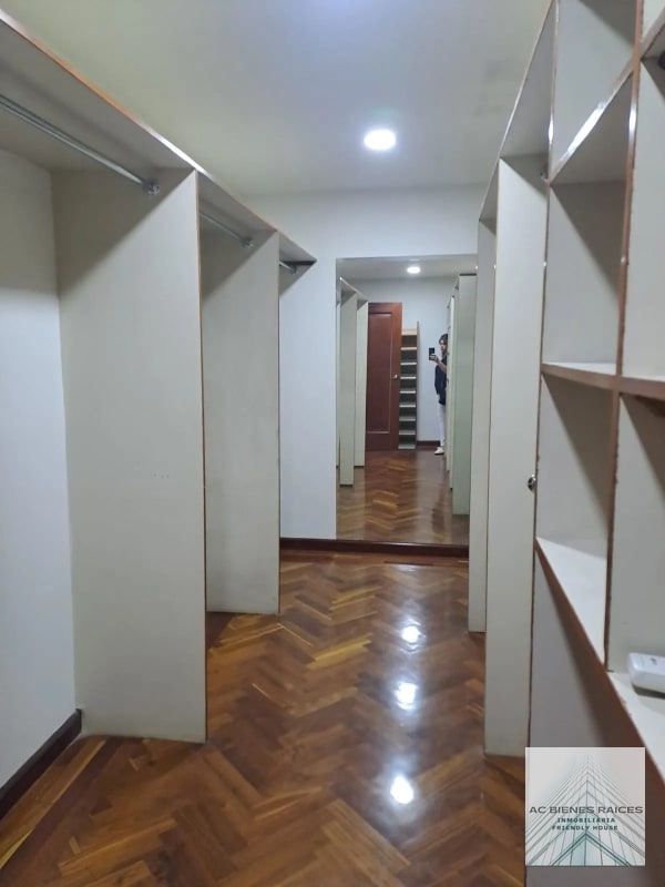 Lujoso apartamento en L Excellence zona 14 - 4