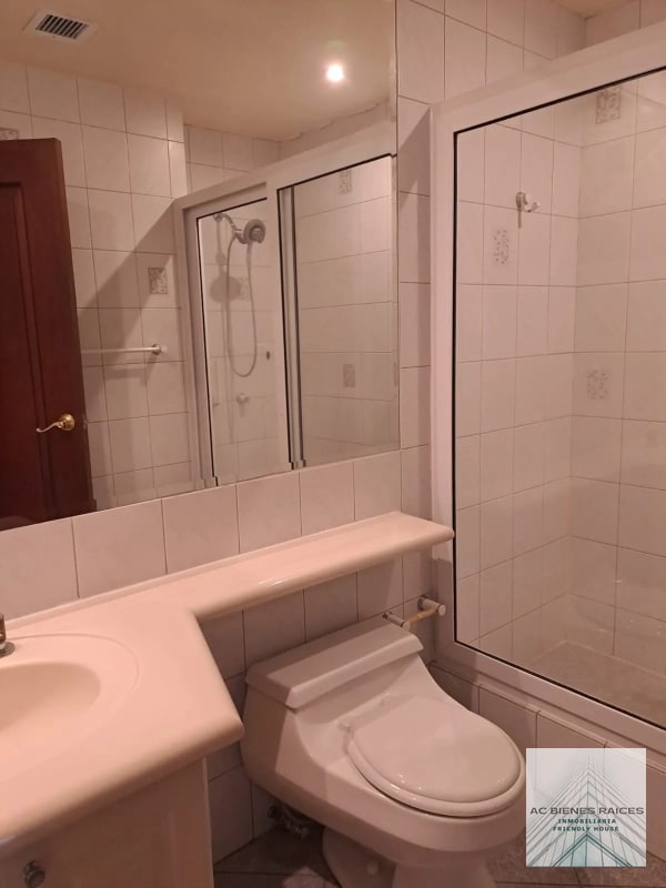 Lujoso apartamento en L Excellence zona 14 - 2