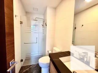 Moderno apartamento en el corazón de zona 10 — Apartamento en Venta en Monád, Zona 10, Guatemala, Ciudad — miniatura 9 de 16