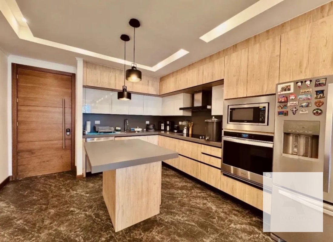 Moderno apartamento en renta en el corazón de zona 10 - 16
