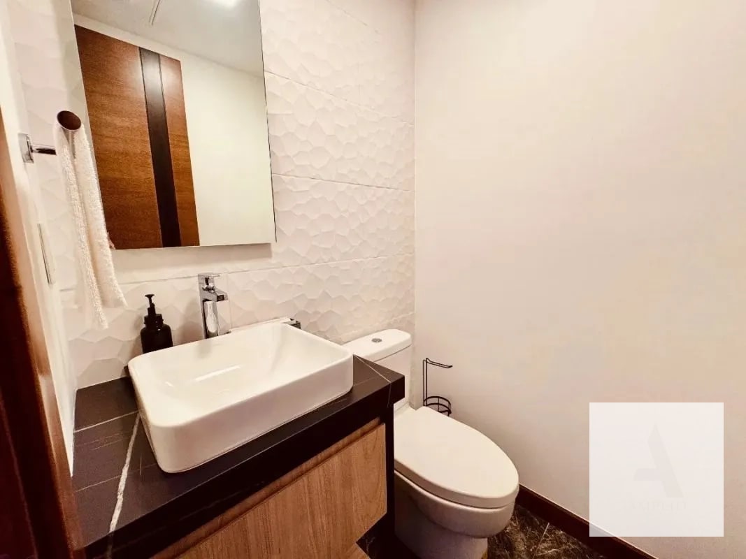 Moderno apartamento en renta en el corazón de zona 10 - 8