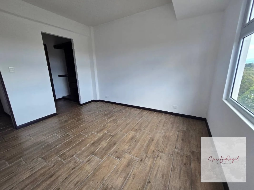 CONDADO EL NARANJO APARTAMENTO EN RENTA VR Q5.500 - 5