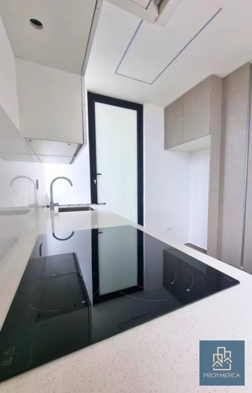 Apartamento en alquiler, Edificio Roselló, Zona 13 - 9