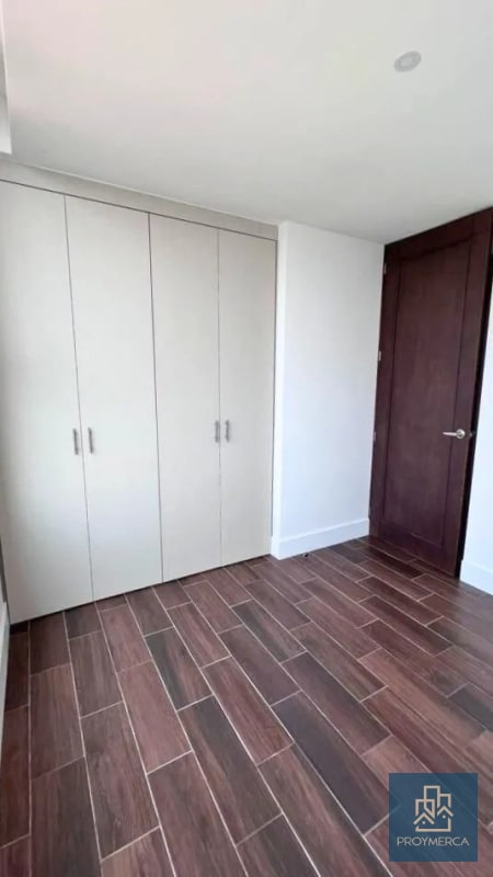 Apartamento en alquiler, Edificio Roselló, Zona 13 - 7