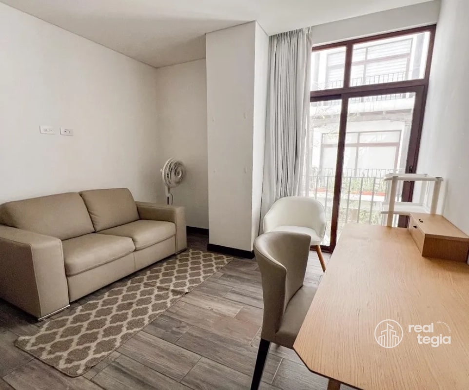 APARTAMENTO EN LIRIOS DE CAYALÁ ZONA 16 - 8