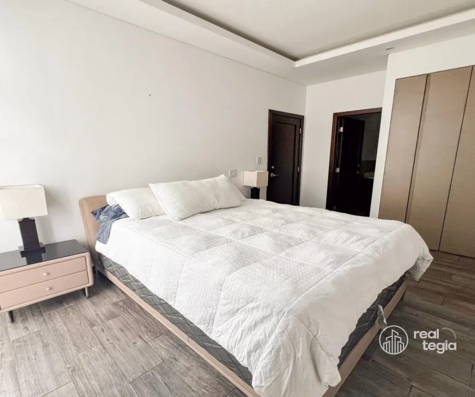 APARTAMENTO EN LIRIOS DE CAYALÁ ZONA 16 - 7