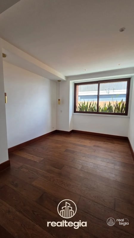 APARTAMENTO VISTA HERMOSA ZONA 15 - 9