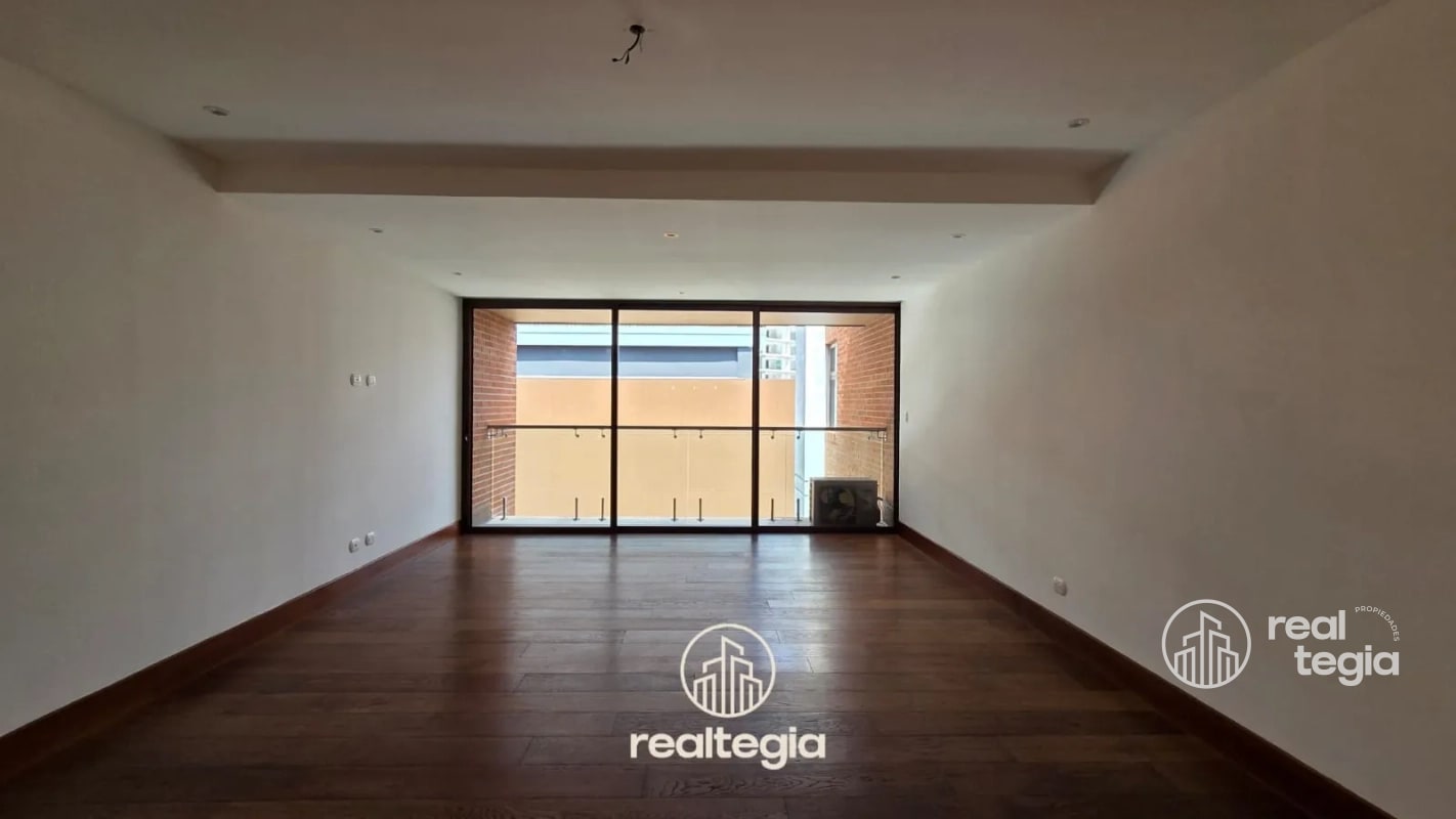 APARTAMENTO VISTA HERMOSA ZONA 15 - 8