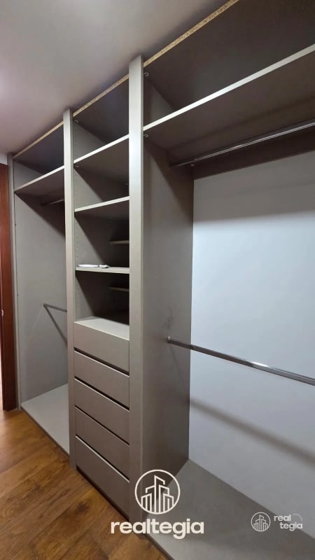 APARTAMENTO VISTA HERMOSA ZONA 15 - 4