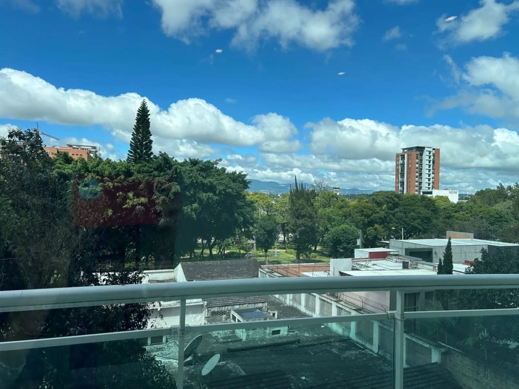 Apartamento en venta, de 2 niveles, Edificio Villa Risho, zona 14 — Apartamento en Venta en Villa Risho, Zona 14, Guatemala, Ciudad — foto 5 de 10