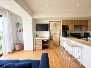 Para extranjeros, apto amueblado/ 2 dorm — Apartamento en Alquiler en Zona 9, Guatemala, Ciudad — miniatura 11 de 15