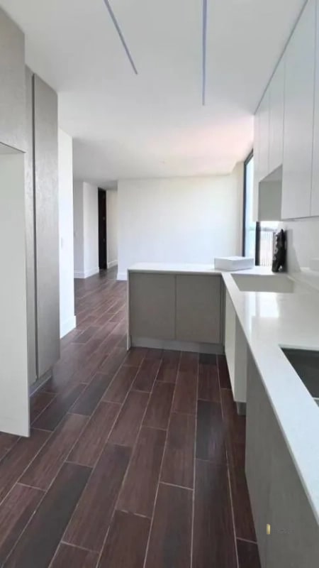 RENTA APARTAMENTO, ZONA 13 Edif. Roselló - 8