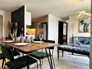 Amueblado y equipado / 3 dormitorios — Apartamento en Alquiler en Zona 10, Guatemala, Ciudad — miniatura 8 de 17