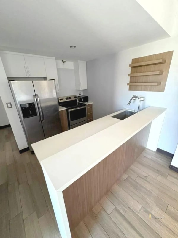 APARTAMENTO EN RENTA – Edificio San Isidro 20/21, Zona 16 - 7