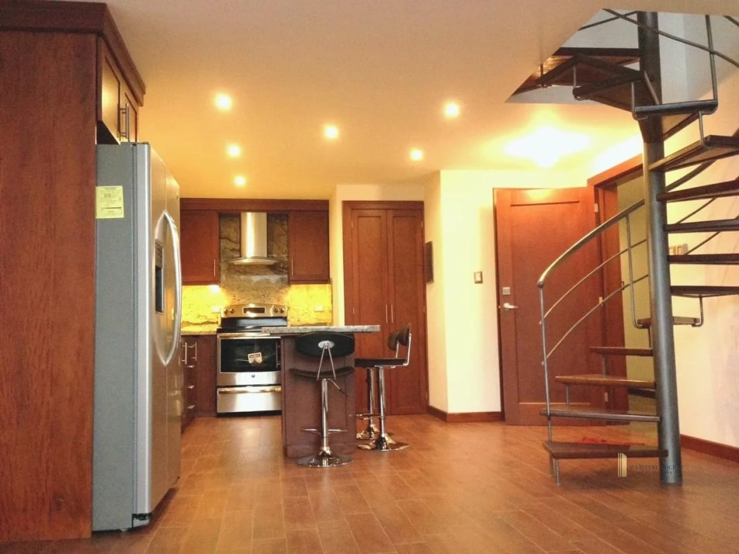 APARTAMENTO TIPO LOFT EN RENTA – Edificio Lindora, Zona 16 - 7