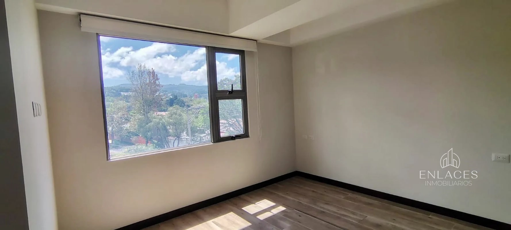 Zona 15 VHII • Apartamento en Renta • Edificio Taormina - 7