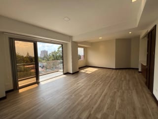 Zona 15 VH2, Apartamento Renta 97 MTS2, 2 Dormitorios, 2 Parqueos Tandem y Bodega Aire Acondicionado — Apartamento en Alquiler en Vista Hermosa II, Zona 15, Guatemala, Ciudad — miniatura 1 de 10