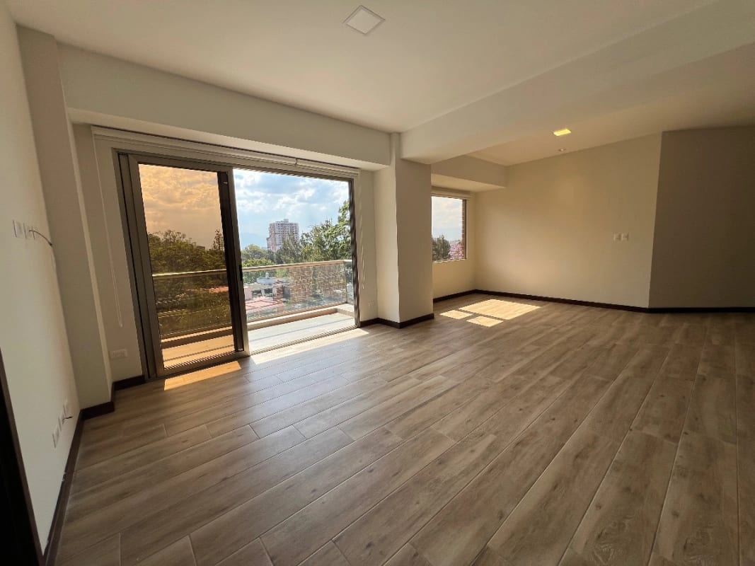 Zona 15 VH2, Apartamento Renta 97 MTS2, 2 Dormitorios, 2 Parqueos Tandem y Bodega Aire Acondicionado — Apartamento en Alquiler en Vista Hermosa II, Zona 15, Guatemala, Ciudad — foto 2 de 10