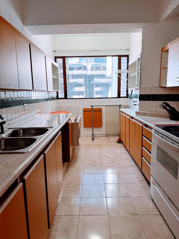 Apto en Renta $1,000/Venta $245,00 — Apartamento en Venta en Zona 10, Guatemala, Ciudad — foto 7 de 7