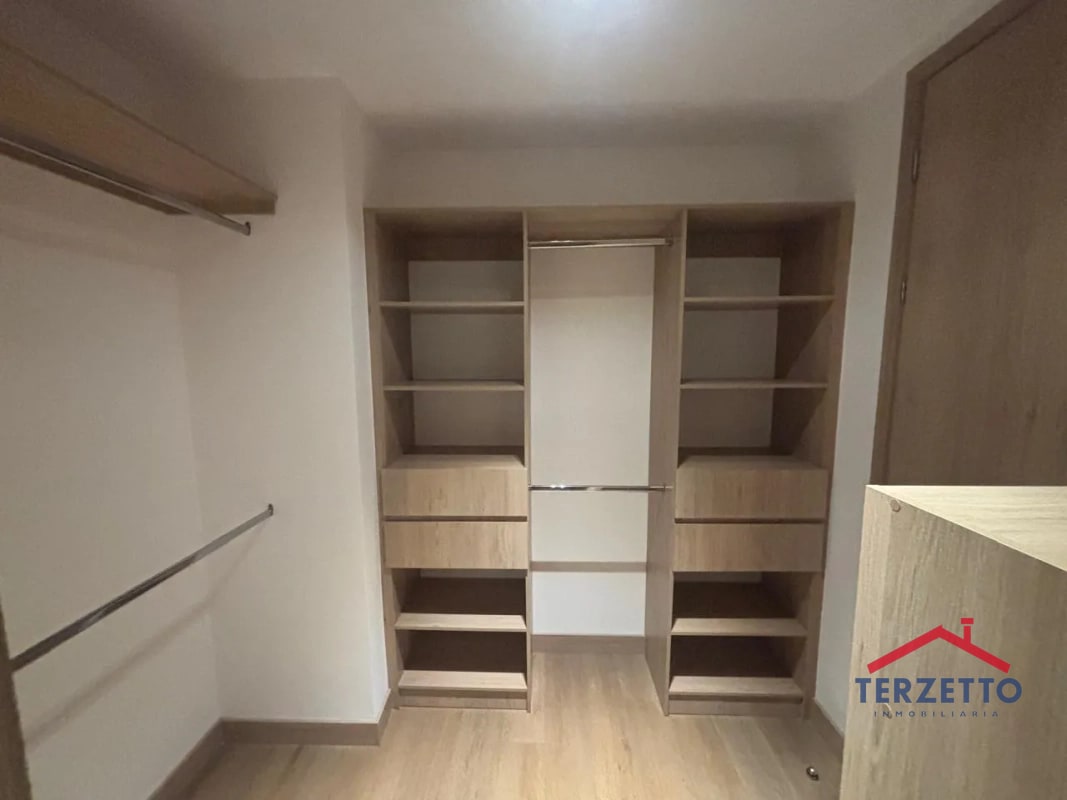 Apartamento Trivá Zona 15 - 12
