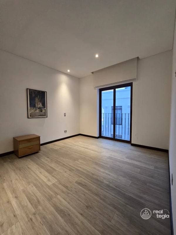 APARTAMENTO EN LIRIOS DE CAYALÁ ZONA 16 - 2