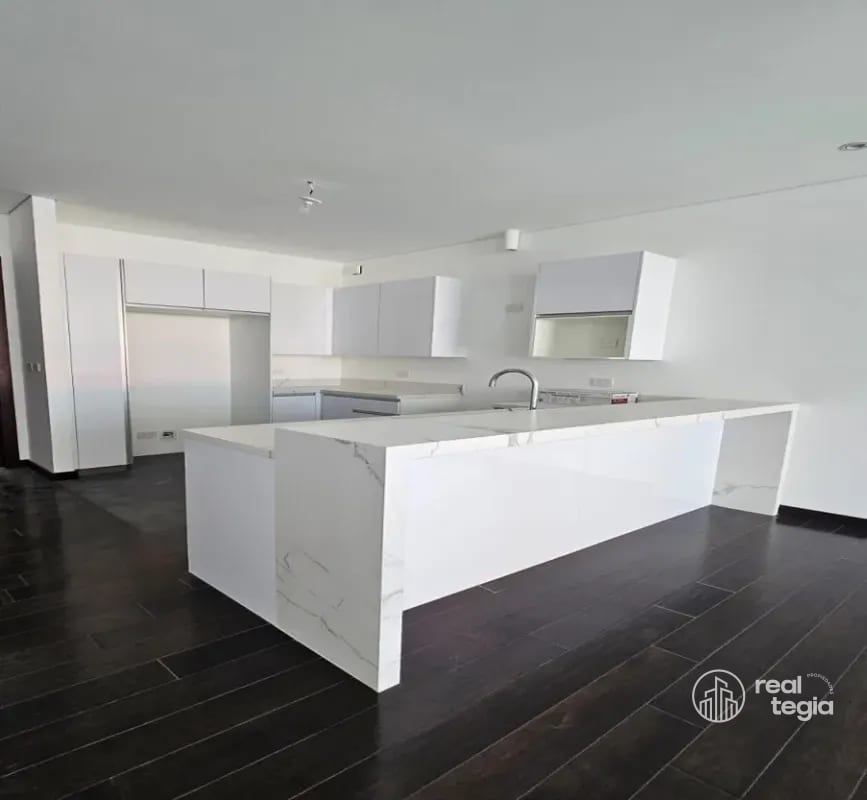 APARTAMENTO NOGALES DE CAYALÁ ZONA 16 — Apartamento en Venta en Zona 16, Guatemala, Ciudad — foto 1 de 8