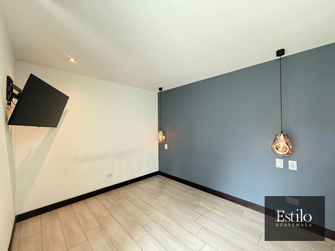 APARTAMENTO EN VENTA ZONA 15 - 4