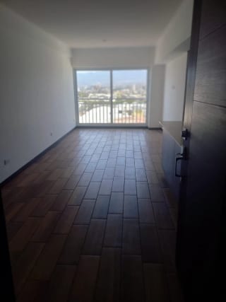 *VENDO/ RENTO APARTAMENTO EN ZONA 13 EDIFICIO TORRE PAMPLONA — Apartamento en Venta en Torre Pamplona 1ra Calle, Zona 13, Guatemala, Ciudad — miniatura 5 de 8