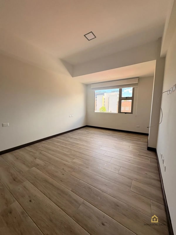 Apartamento en Renta - $1,225 | Edificio Taormina Z.15 | 1 Habitación + Bodega + Amenidades Top - 2