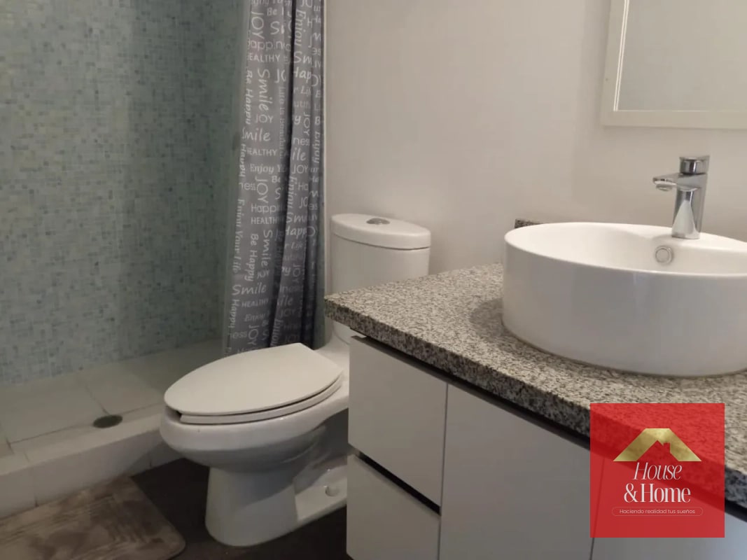 Apartamento en renta zona 4-amueblado - 1