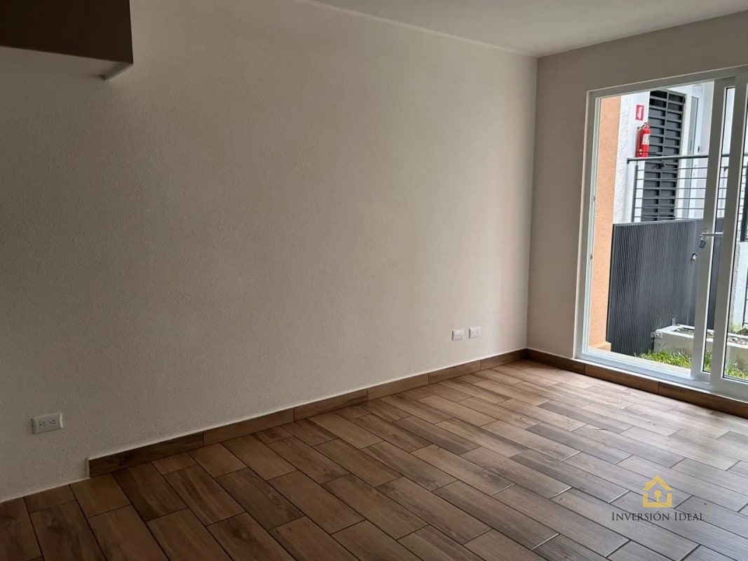 Rento Apto de 2 Hab + Linea Blanca + Jardin en Lares 16 – Q4,300. Zona 16 - 11