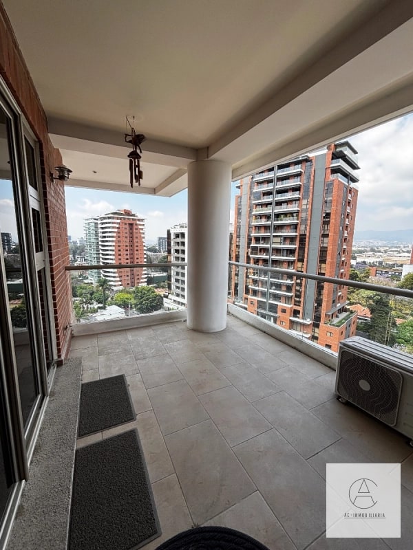 Apartamento amplio en renta , zona 14 - 13