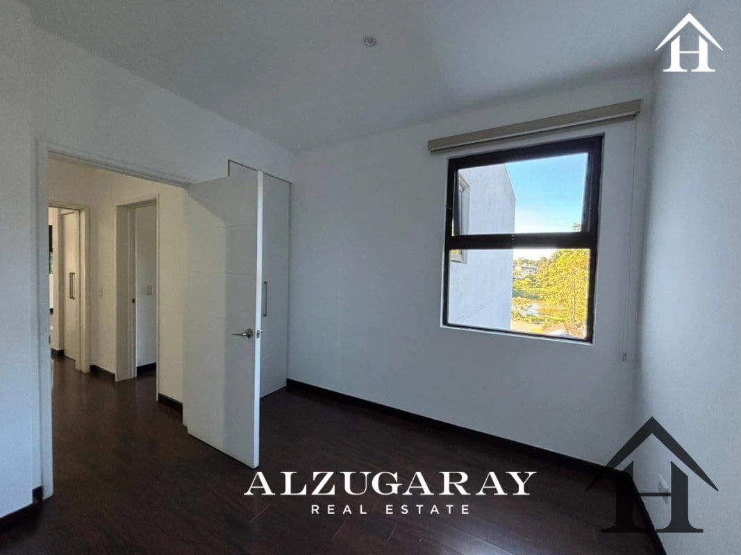apartamento con terraza Laguna Del Bosque Santa Catarina Pinula - 2