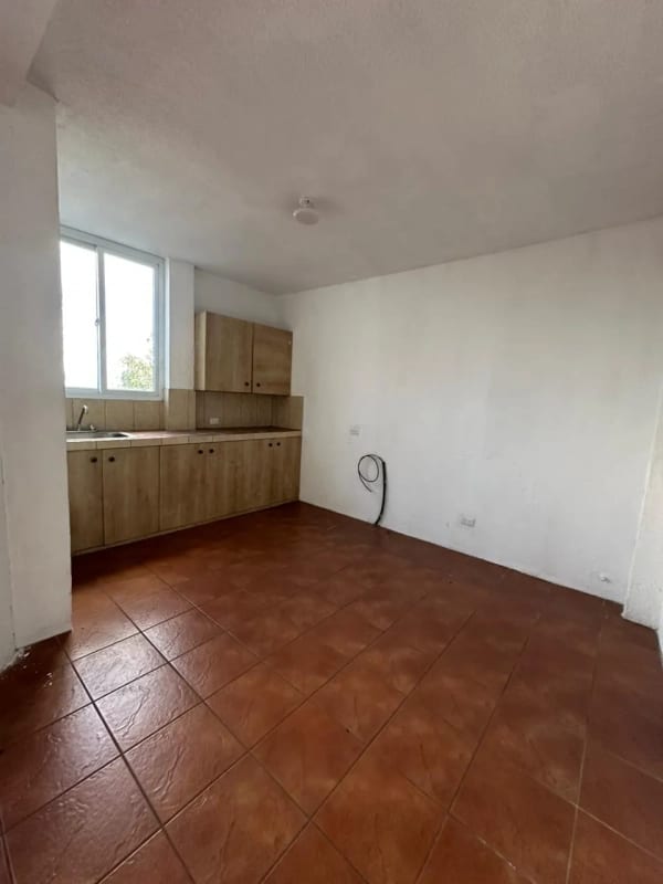 Apartamento en renta| Lomas del Bosque | Zona 11 de Mixco — Apartamento en Alquiler en Zona 11 Mixco, Guatemala, Ciudad — foto 2 de 11