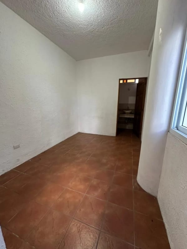 Apartamento en renta| Lomas del Bosque | Zona 11 de Mixco — Apartamento en Alquiler en Zona 11 Mixco, Guatemala, Ciudad — foto 9 de 11