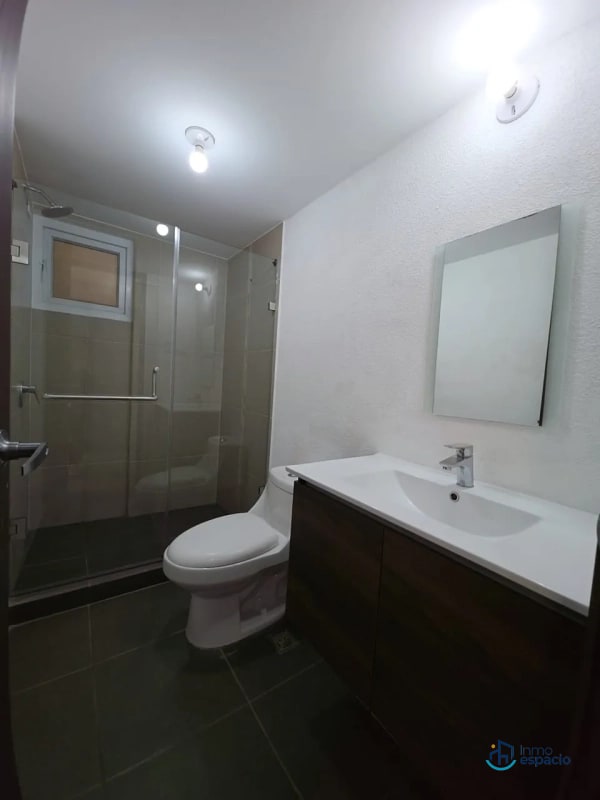 Apartamento en Venta – Parque San Ángel, Zona 2 - 9