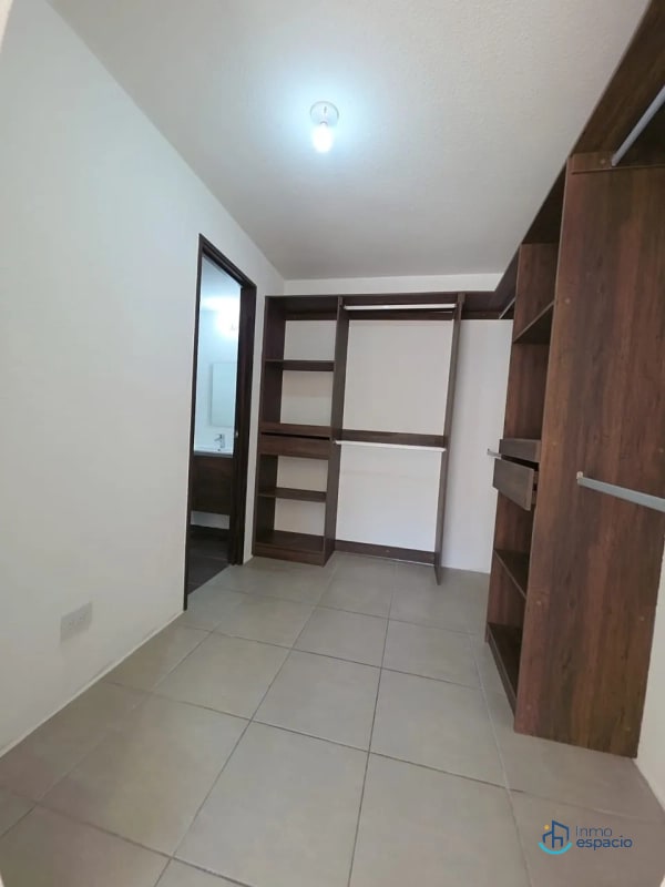 Apartamento en Venta – Parque San Ángel, Zona 2 - 1