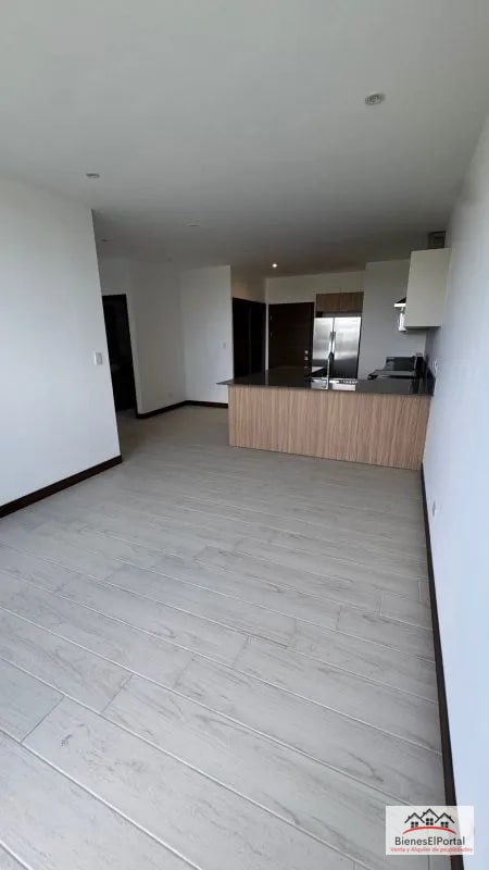 Apartamento en Edificio Spazio Residencias Zona 15 - 5