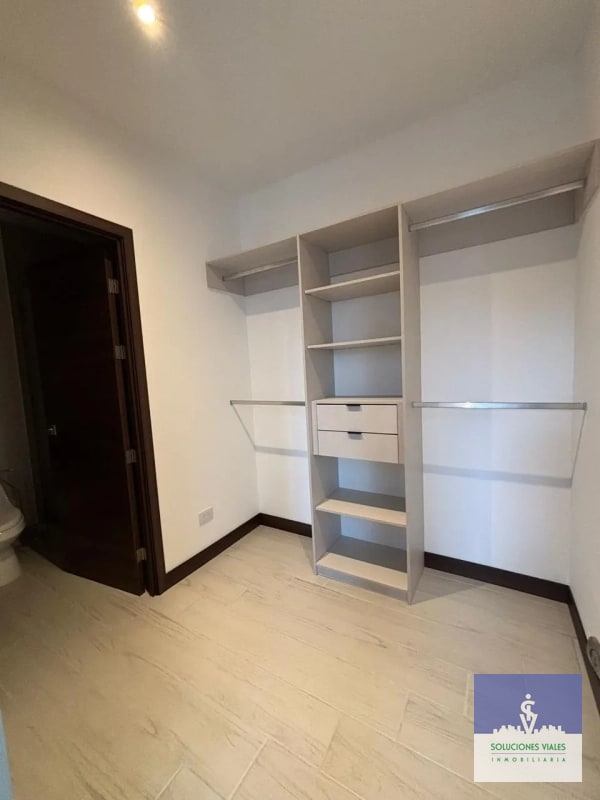 APARTAMENTO NUEVO EN ALQUILER, ZONA 15 - 1