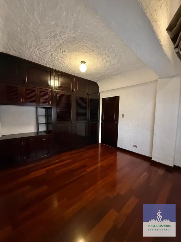 APARTAMENTO AMPLIO EN ALQUILER, ZONA 15 VH2 - 4