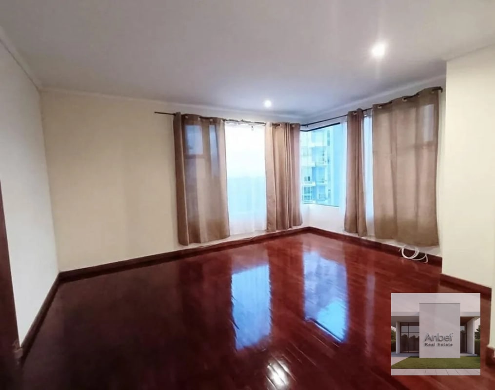Alquiler Apartamento 2 Dormitorios y Cuarto de servicio en Zona 10 - 6