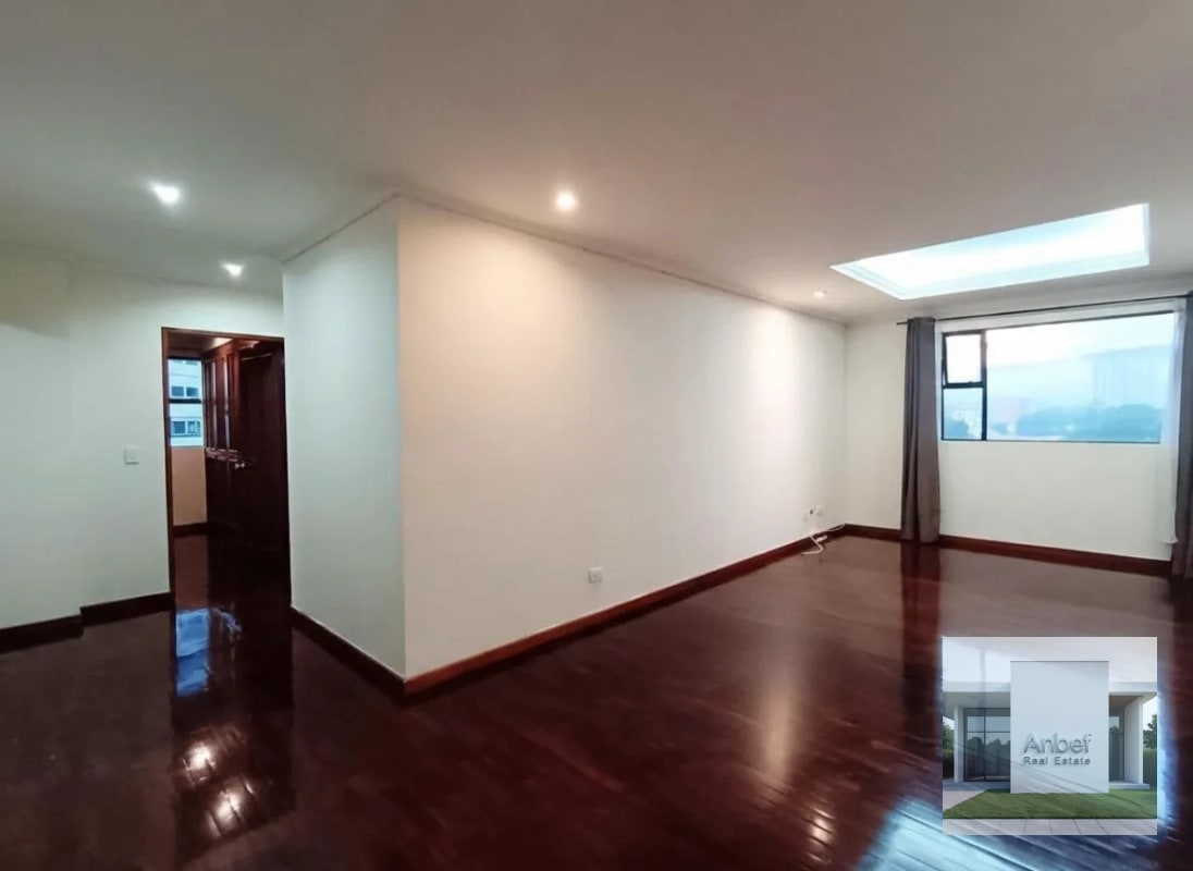 Alquiler Apartamento 2 Dormitorios y Cuarto de servicio en Zona 10 - 3