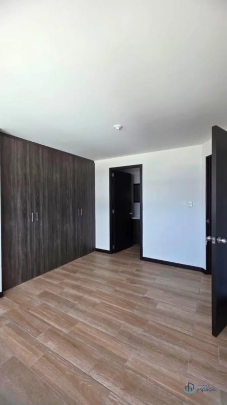 Apartamento en Venta – Edificio Petápolis, Zona 12 - 10