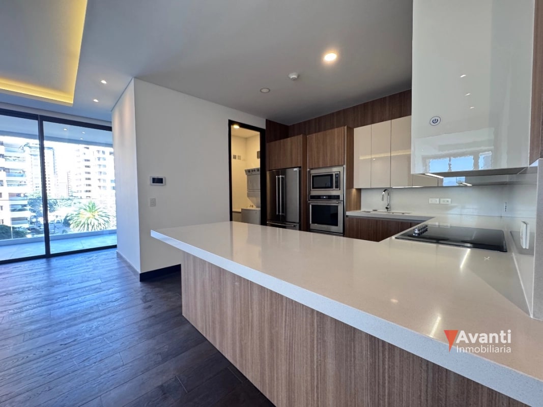 ALQUILER APARTAMENTO ZONA 14, ECHO - 11
