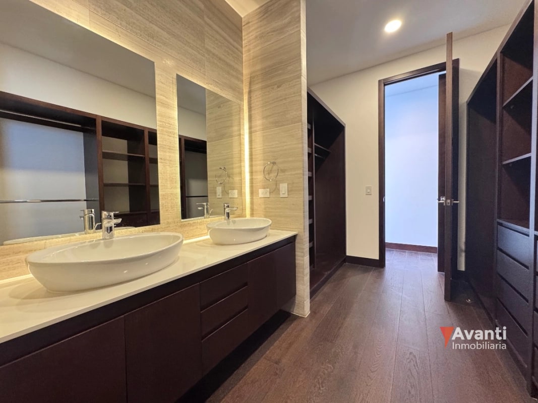ALQUILER APARTAMENTO ZONA 14, ECHO - 6