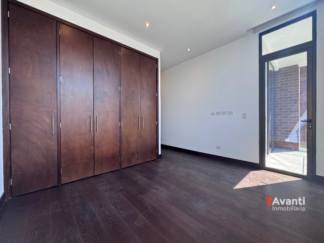 ALQUILER APARTAMENTO ZONA 14, ECHO - 5
