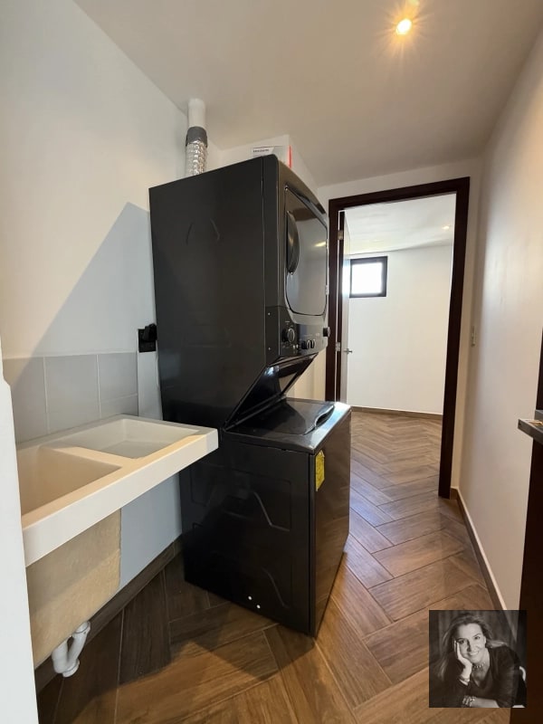 Apartamento en Venta en Edificio Zona 10 | 3 Habitaciones | 130 m² - 4