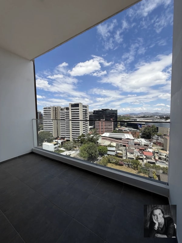 Apartamento en Venta en Edificio Zona 10 | 3 Habitaciones | 130 m² - 2