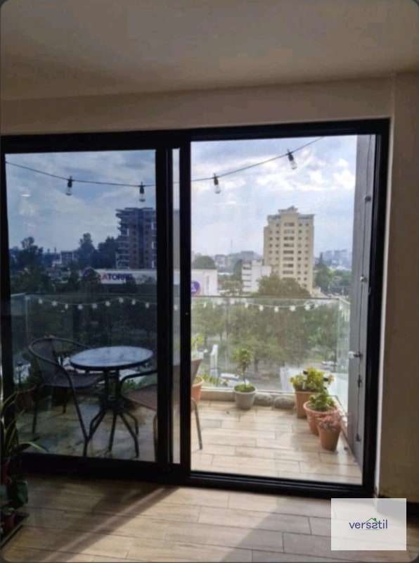 Lindo apartamento en venta Nivo Zona 15 - 17